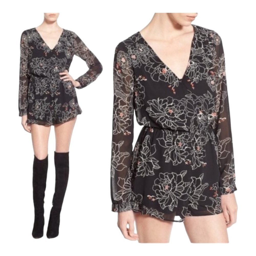 ASTR Romper Long Sleeves Black Floral V Neck